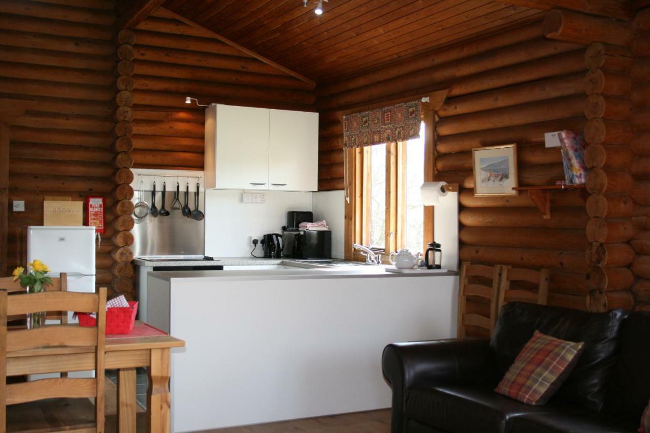 Highgarry Lodges Invergarry Bagian luar foto